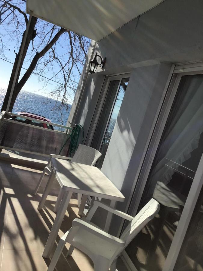 Ammos Apartments ネア・カルヴァリ エクステリア 写真