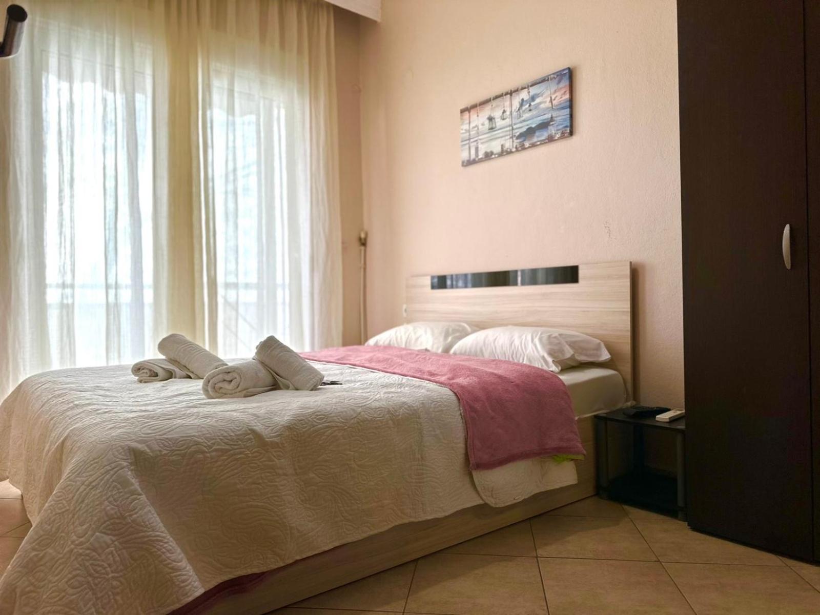 Ammos Apartments ネア・カルヴァリ エクステリア 写真